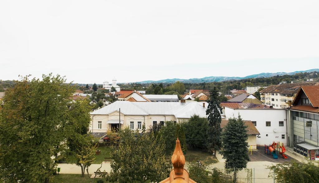 Pensiunea Siva Хорезу Екстериор снимка